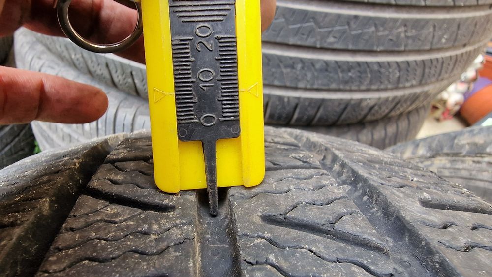 Anvelope 215/65R16C marca Pirelli, DOT 2023,7 mm,M +S