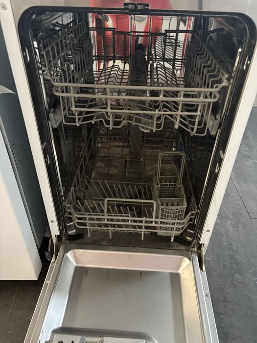 Съдомиялна машина Logik LDW45W16N 45 см.10 комплекта
