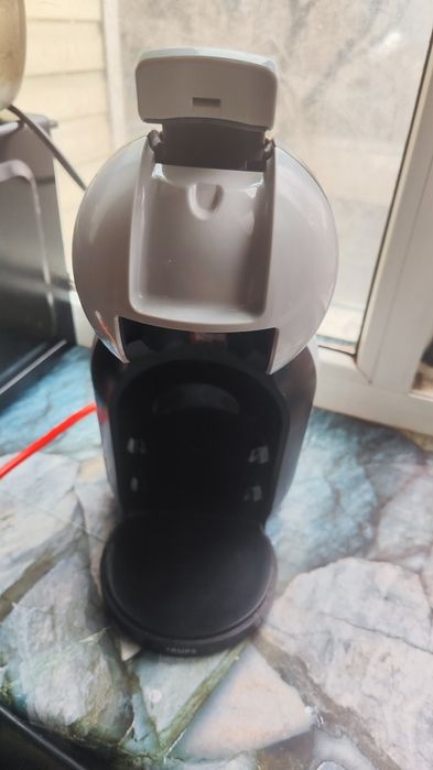 Продам кофемашину Nescafe Dolce Gusto