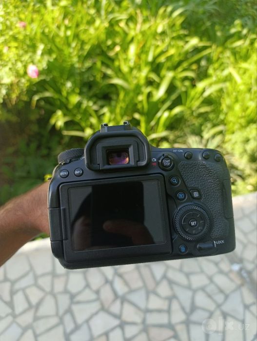 Canon 6D mark 2 sotiladi holati ideal