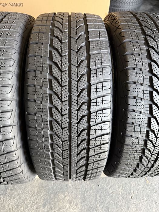 4 anvelope iarna 225/55/17 C Goodyear DOT 2023!