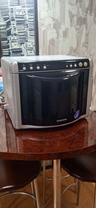 Микроволновая печь SAMSUNG