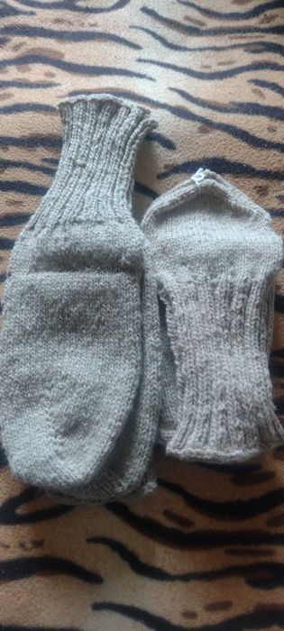 Плетени чорапи и терлици