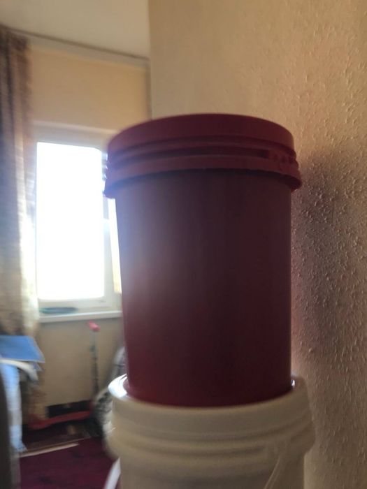 Срочни сотилади краска