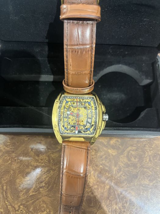 Theorema St. Petersburg – автоматичен мъжки часовник тип “скелетон”