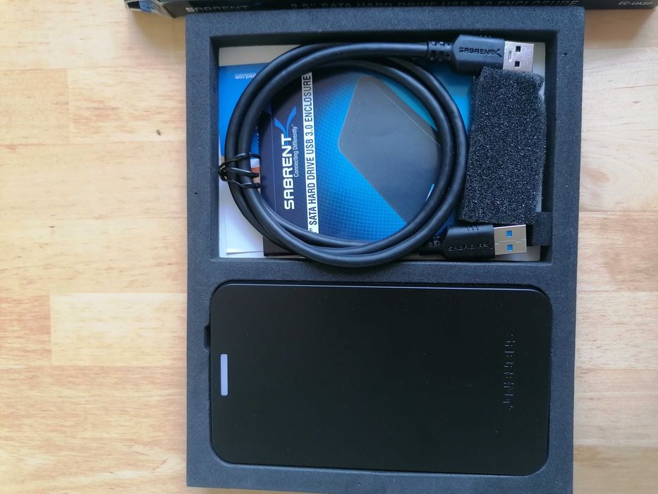 Carcasă externă Sabrent USB 3.0 pentru HDD/SSD SATA 2.5" – Tool-Free, UASP, până la 5 Gbps