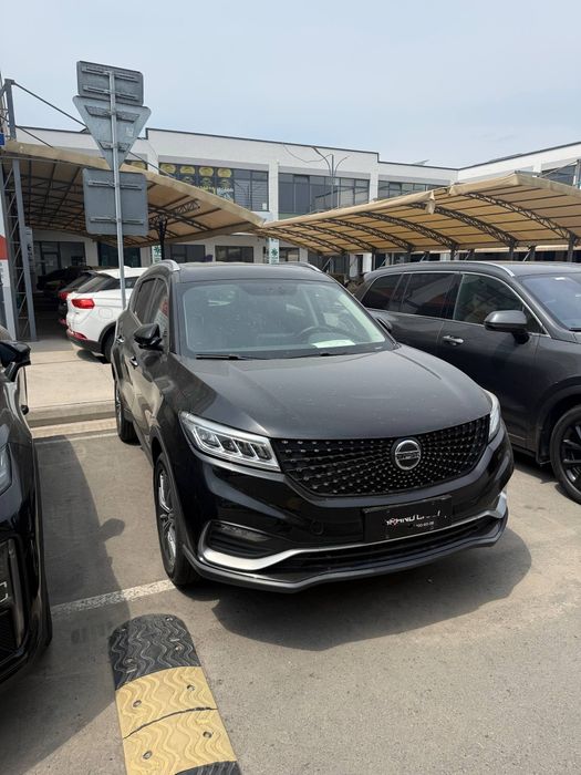 Dongfeng Fengguon (Glory) 580