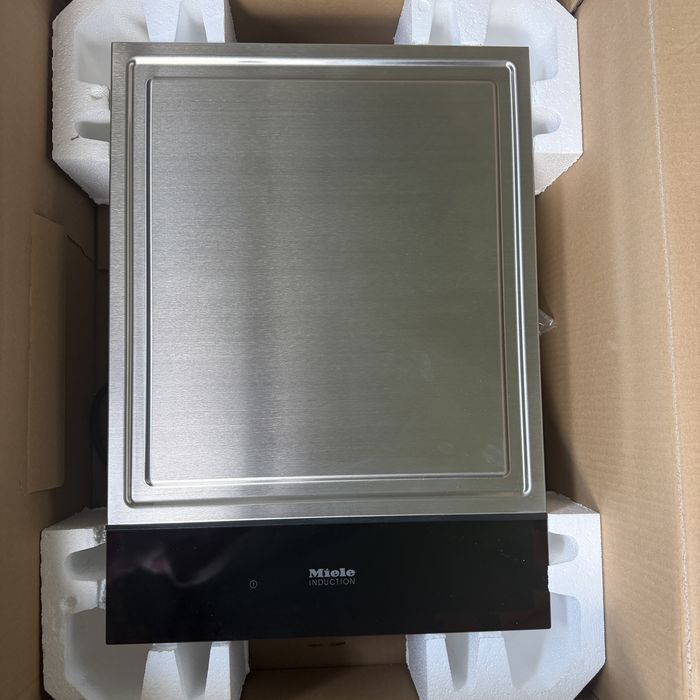 Plita Miele model CS7632 FL