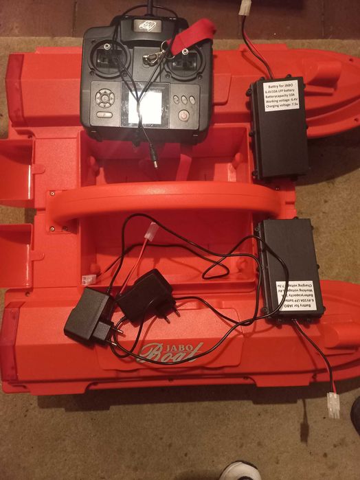 Лодка за захранка "JABO5CC"