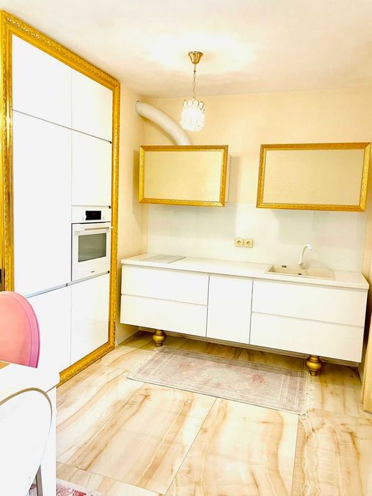 Продава се Тристаен апартамент в София, Малинова долина - 95 кв.м за 2843 €/кв.м - Снимка #2