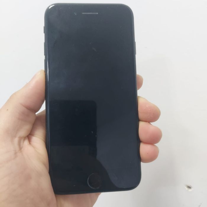 IPhone Айфон Се 2020 Атырау телефон
