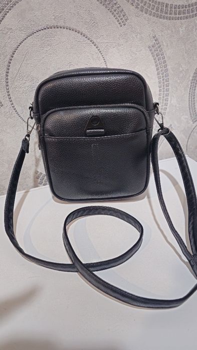 Продам новую сумочку