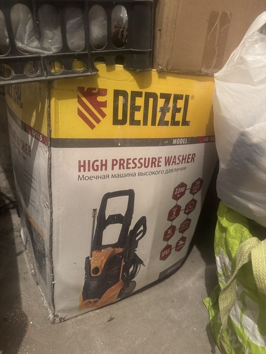 Аппарат для мойки автомашины