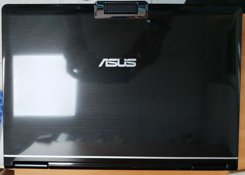 Лаптоп ASUS M50VC