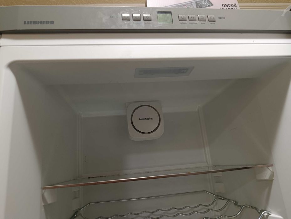 Хладилник liebherr за части
