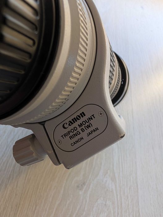 Canon EF 70-200mm f/2.8 L IS USM in stare excelenta