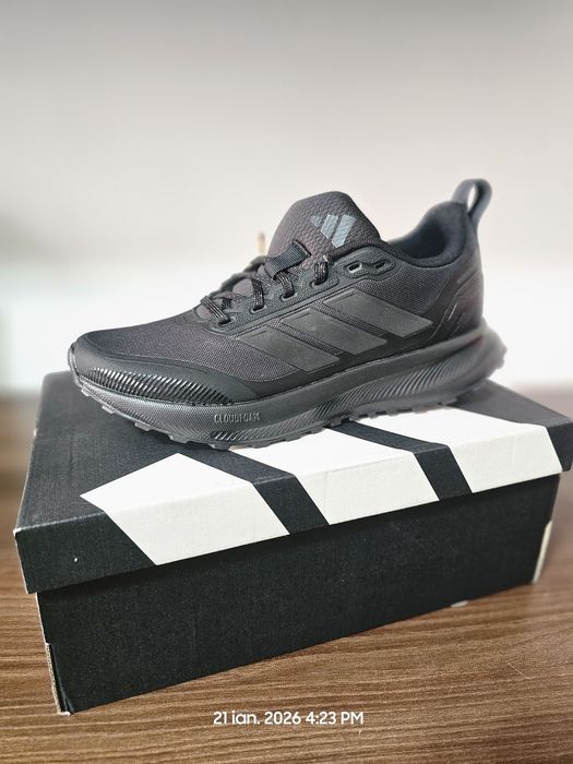 Adidasi dama Adidas nr 37