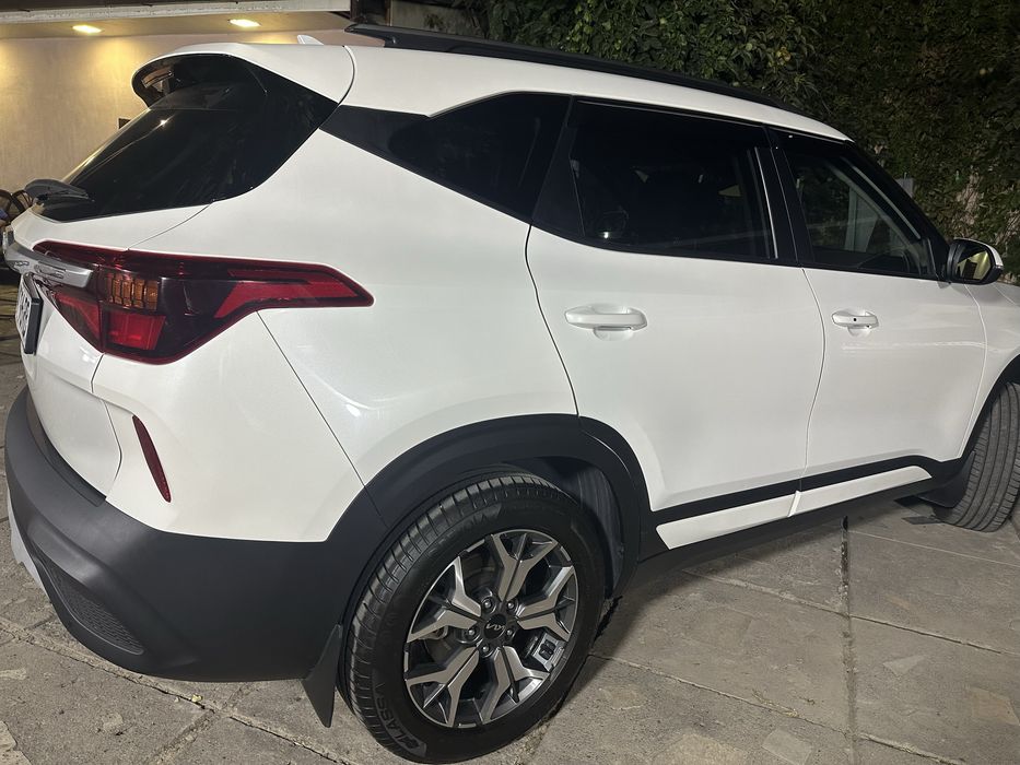 Kia seltos.