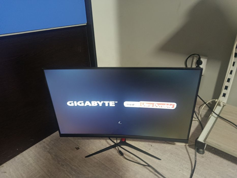 Продам мониторы 144 герц ,27 дюймовый