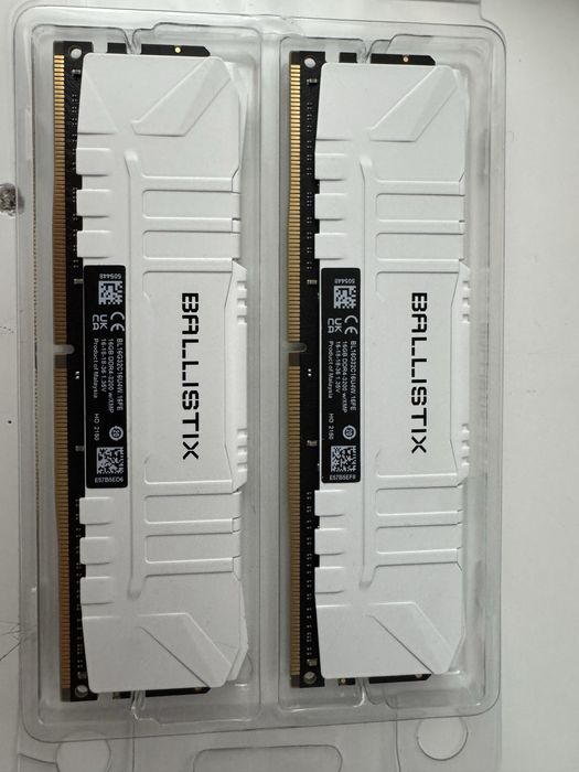 Продам ОЗУ Crucial Ballistix 32Gb Kit