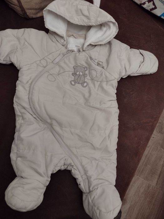 H&M Бебешки гащеризон за навън топъл и сладък ромпър