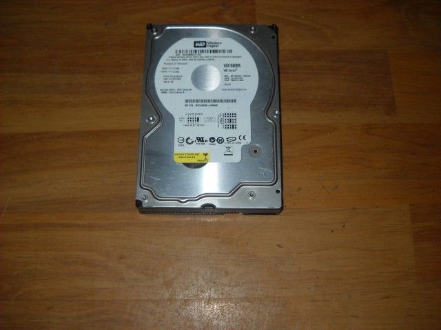 Продавам хард дискове за компютър