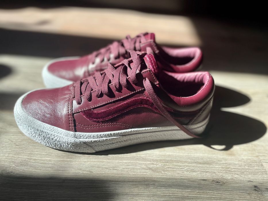 Нови обувки Vans old skool естествена кожа в тъмночервен цвят