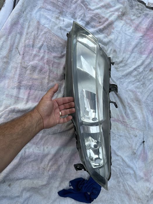 Far stânga honda civic.cod:0301226201.