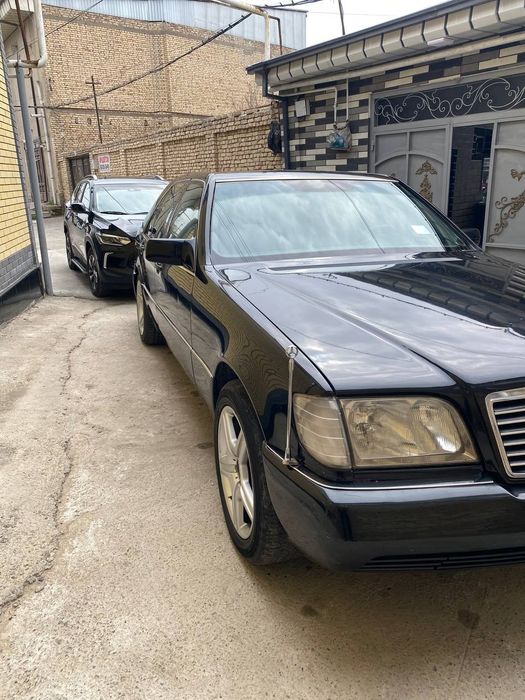 S600 Мерседес Бенс иномарка