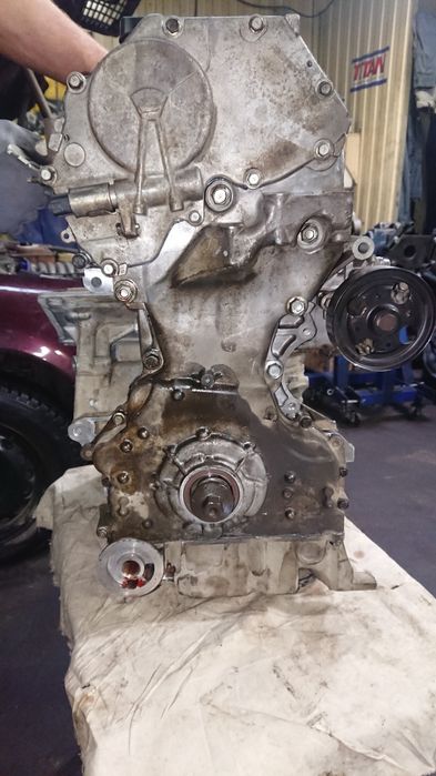 Двигатель на ниссан QR25DE.