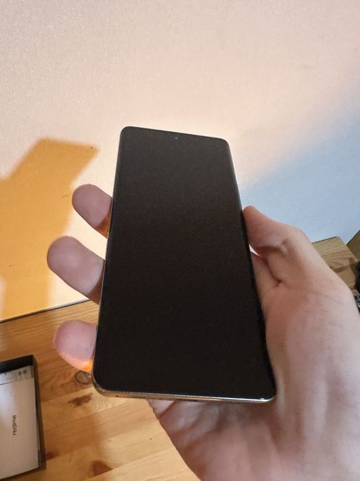 Real me 12 pro plus 12 gb ram  512 gb storage