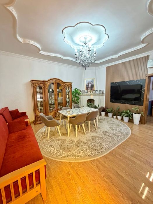 Шахристанскида файзли ховли