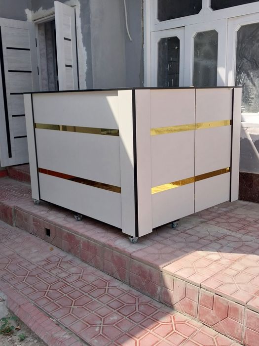 Ресепшн. Ресепшн. Ресепшн