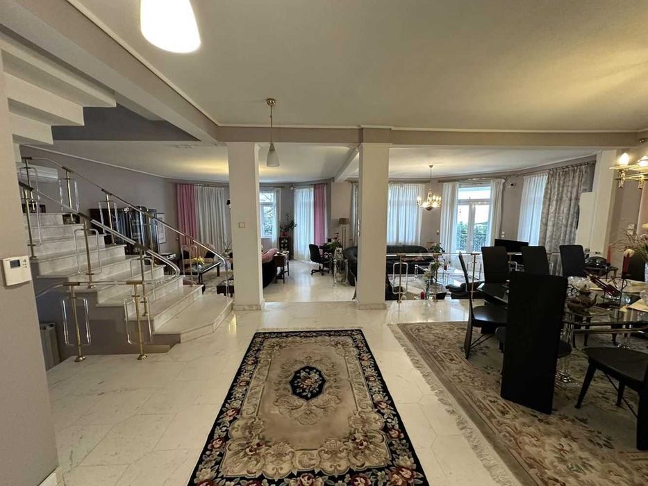 Продава се Къща в Пловдив, Кършияка - 600 кв.м за 1105 €/кв.м - Снимка #1