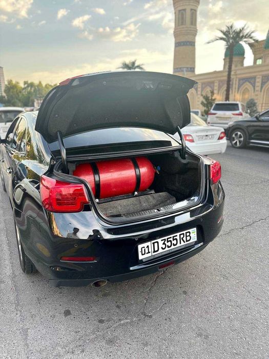 Продам свой автомобиль Malibu 2013 года выпуска