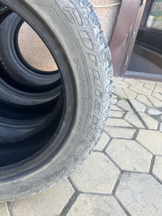 Продам шипованные шины Cordiant 205/55/16