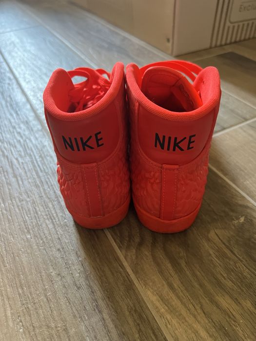 Кецове Nike.