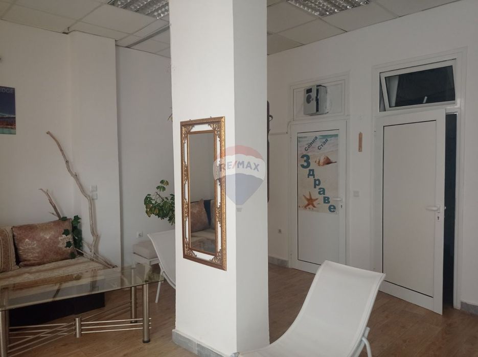 Продава се Магазин в Каварна - 551 кв.м за 725 €/кв.м - Снимка #7
