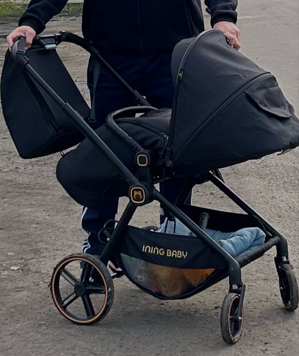 Продам детскую коляску