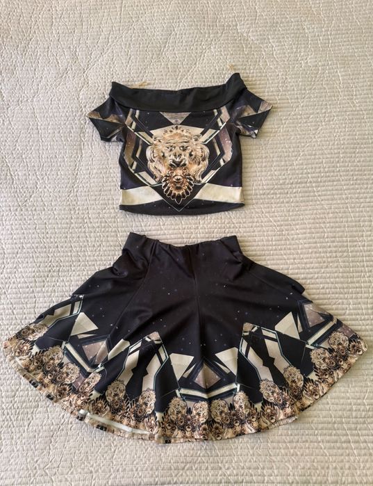 Комплект Junona от две части с графичен принт (размер XS)