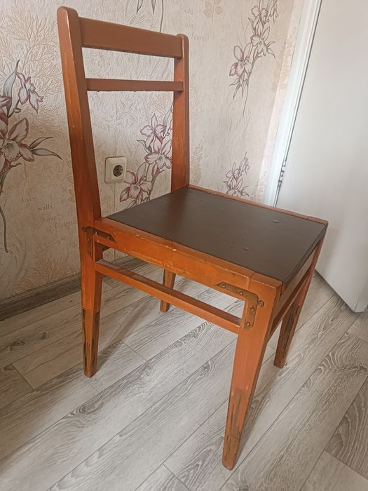 Стул с стулями 16000