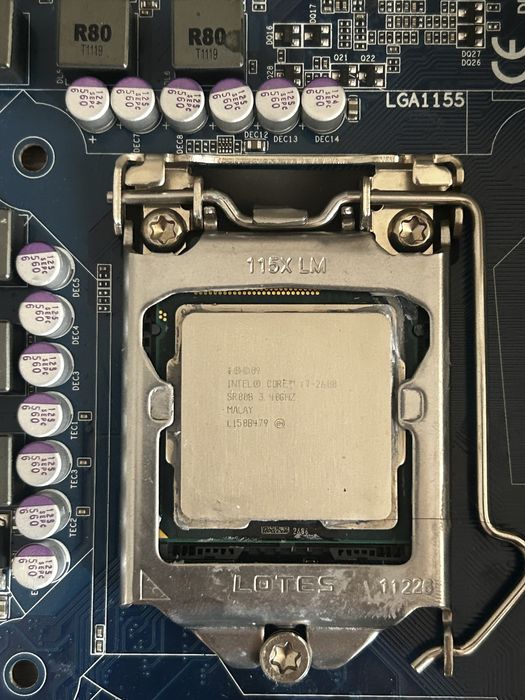 Продам комплект Core i7 2600 8 gb RAM