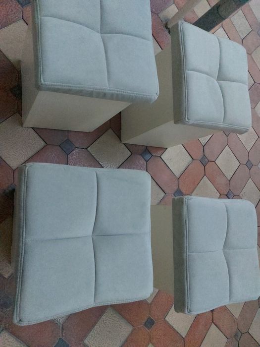 Мебелный табуретки