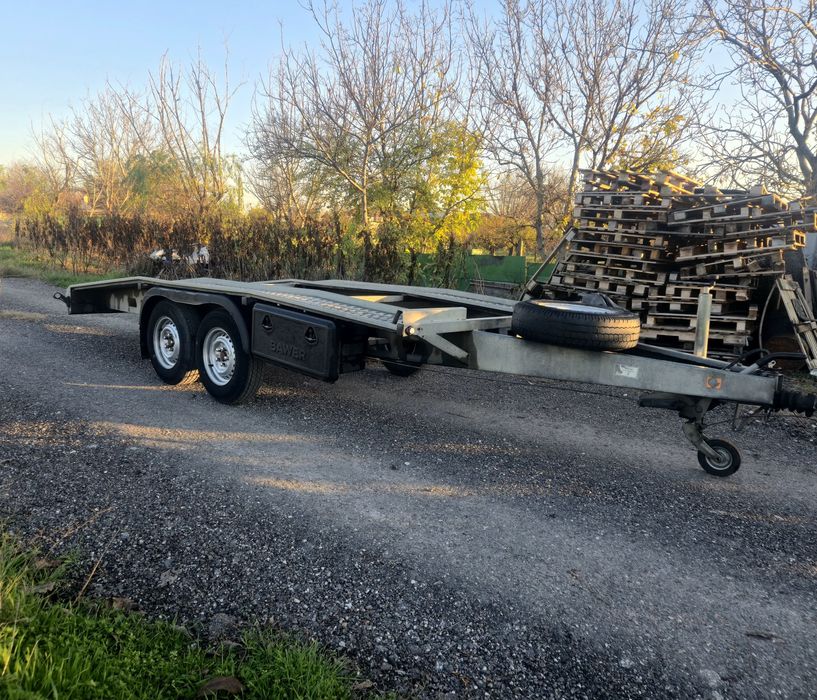 Платформа Ремърке 2700