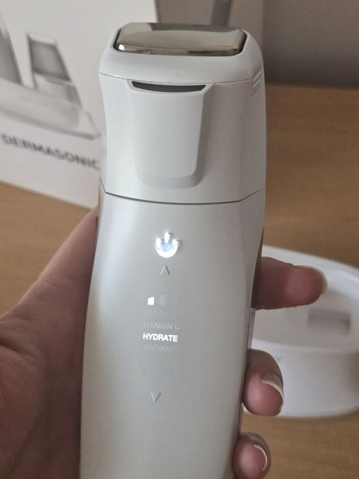 Aparat Dermasonic Artistry Amway 5 Moduri Tratament fara cap curatare