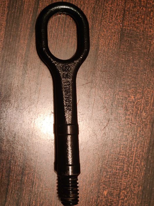Cric original Volkswagen + cui de tractare VW