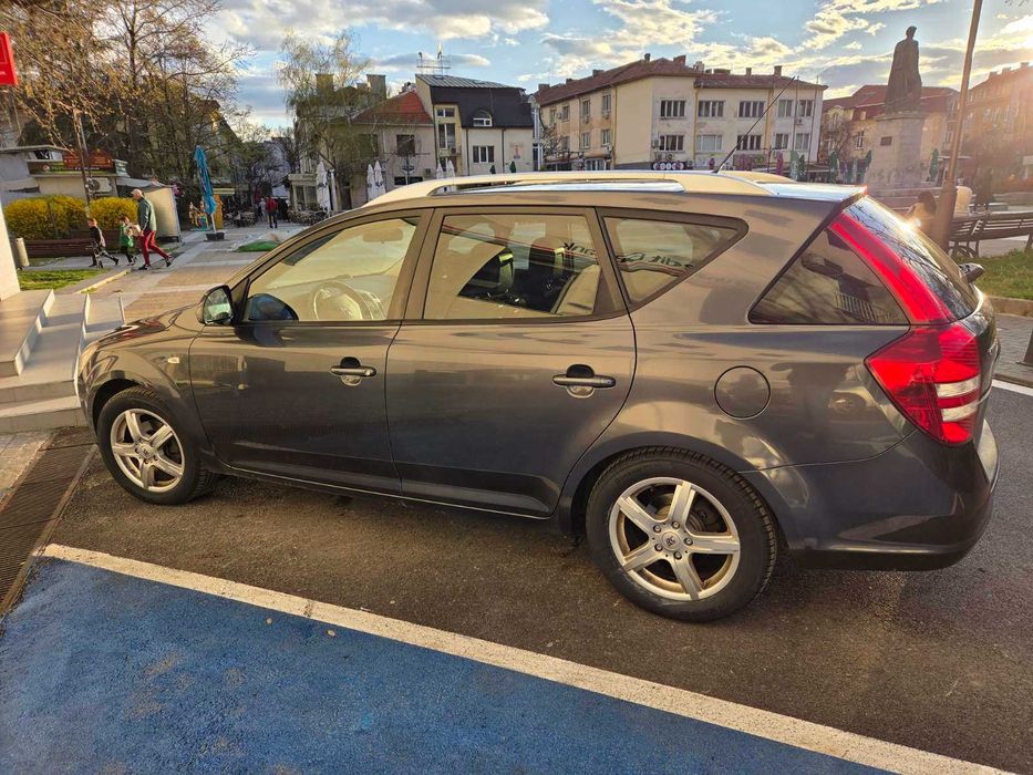 Kia Ceed 1.6, 115 к.с. бензин газ - за части