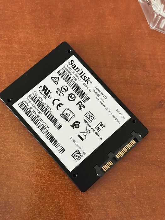 SSD SanDisk 1TB ssd plus