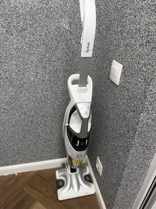 моющий паровой пылесос Tefal