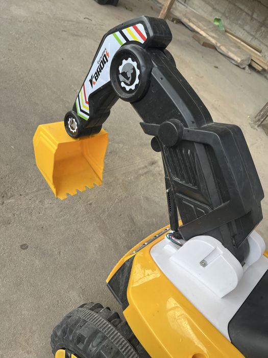 Эксковатор детская машина